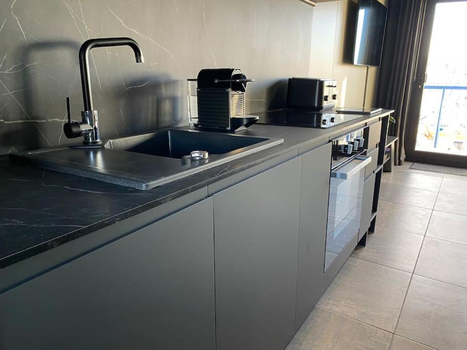 Seascape - Floating Home At Brighton Marina With Free Parking Exterior foto